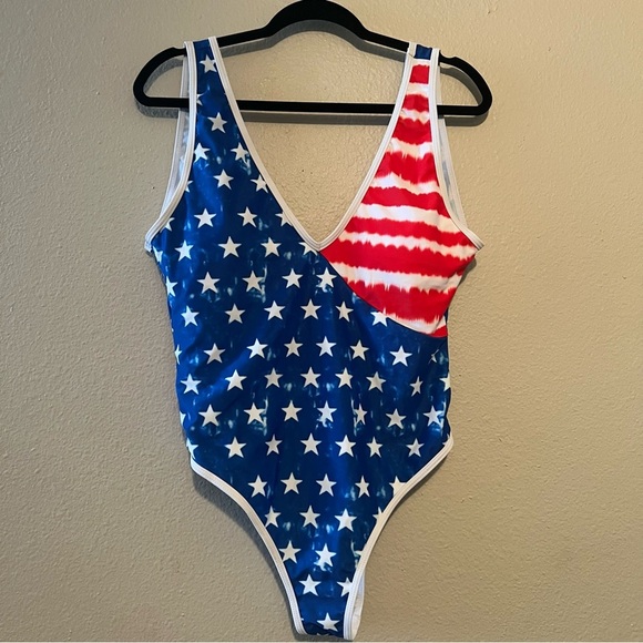 SHEIN Red and White One Piece Swimsuit V-Neck - Picture 2 of 4